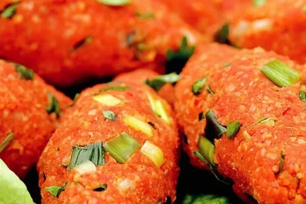 Sebzeli Kırmızı Mercimek Köftesi